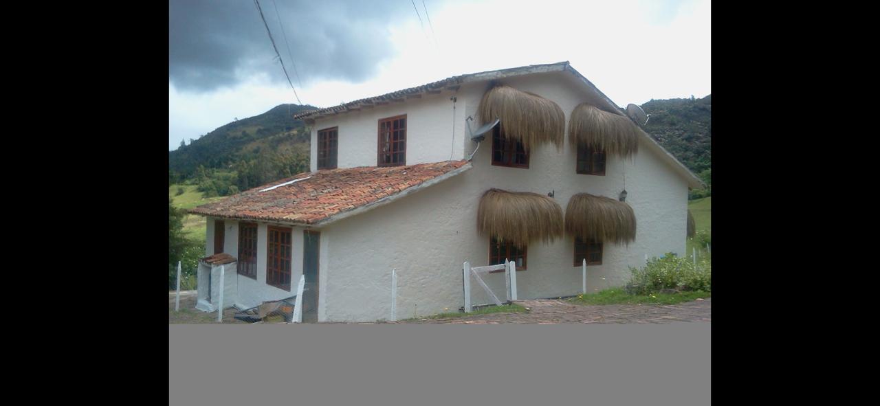 Casa en arriendo en El Salitre, La Calera · foto 2 de 20