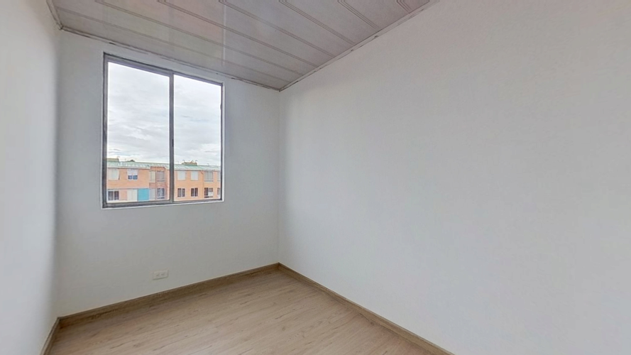 Apartamento de 2 alcobas en venta en Conjunto Residencial Zaragoza Ii, Madrid, 53 m² · foto 2 de 24