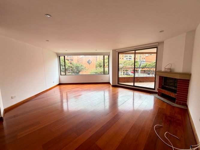 Apartamento de 3 alcobas en venta en Lagos De Cordoba, Bogotá, 154 m² · foto 10 de 24