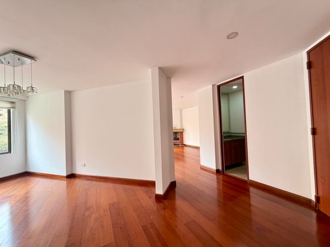 Apartamento de 3 alcobas en venta en Lagos De Cordoba, Bogotá, 154 m² · foto 11 de 24