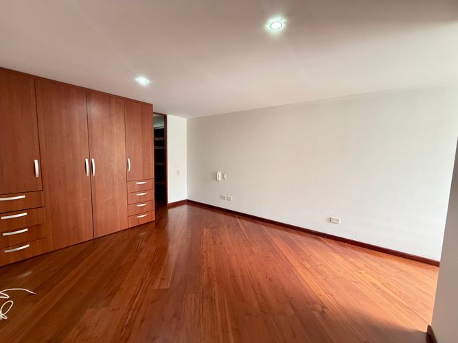 Apartamento de 3 alcobas en venta en Lagos De Cordoba, Bogotá, 154 m² · foto 19 de 24