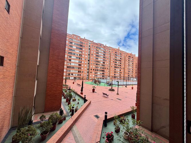Apartamento de 3 alcobas en venta en Lagos De Cordoba, Bogotá, 154 m² · foto 24 de 24