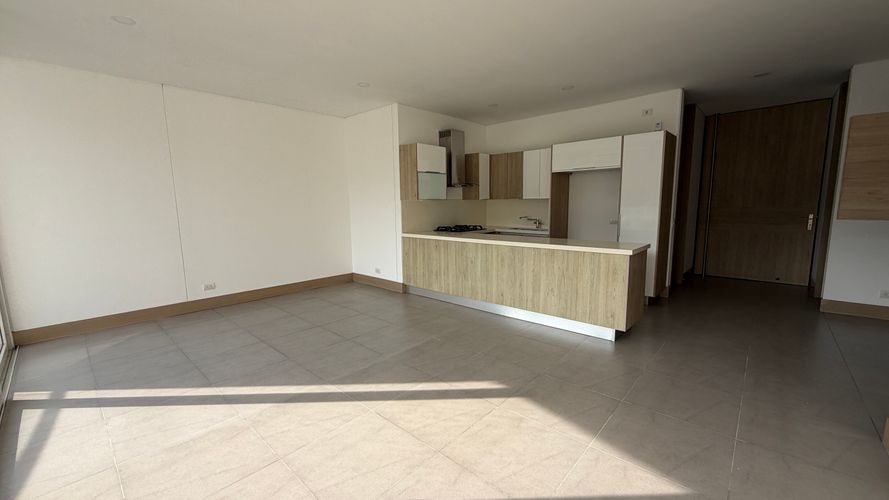 Apartamento de 3 alcobas en venta en Arboledas, Cali, 153 m² · foto 3 de 17