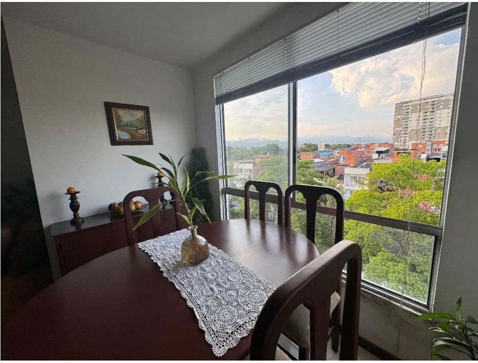 Apartamento en venta en Valle Del Lili, Cali · foto 7 de 16