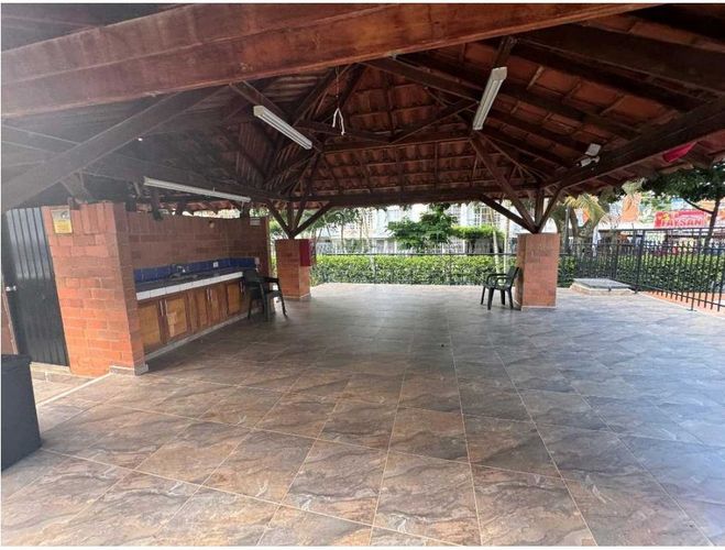 Apartamento en venta en Valle Del Lili, Cali · foto 3 de 16
