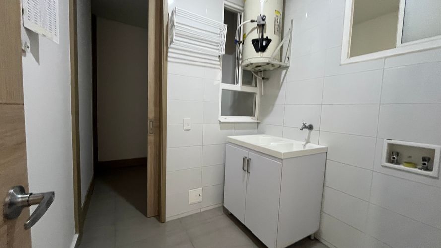 Apartamento de 3 alcobas en venta en Arboledas, Cali, 153 m² · foto 12 de 17