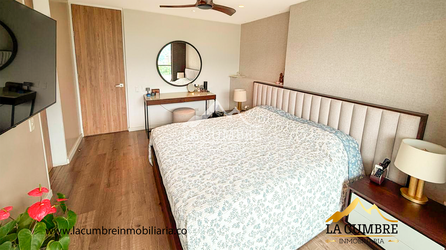 Apartamento de 3 alcobas en venta en Loma De Las Brujas, Envigado, 186 m² · foto 12 de 17