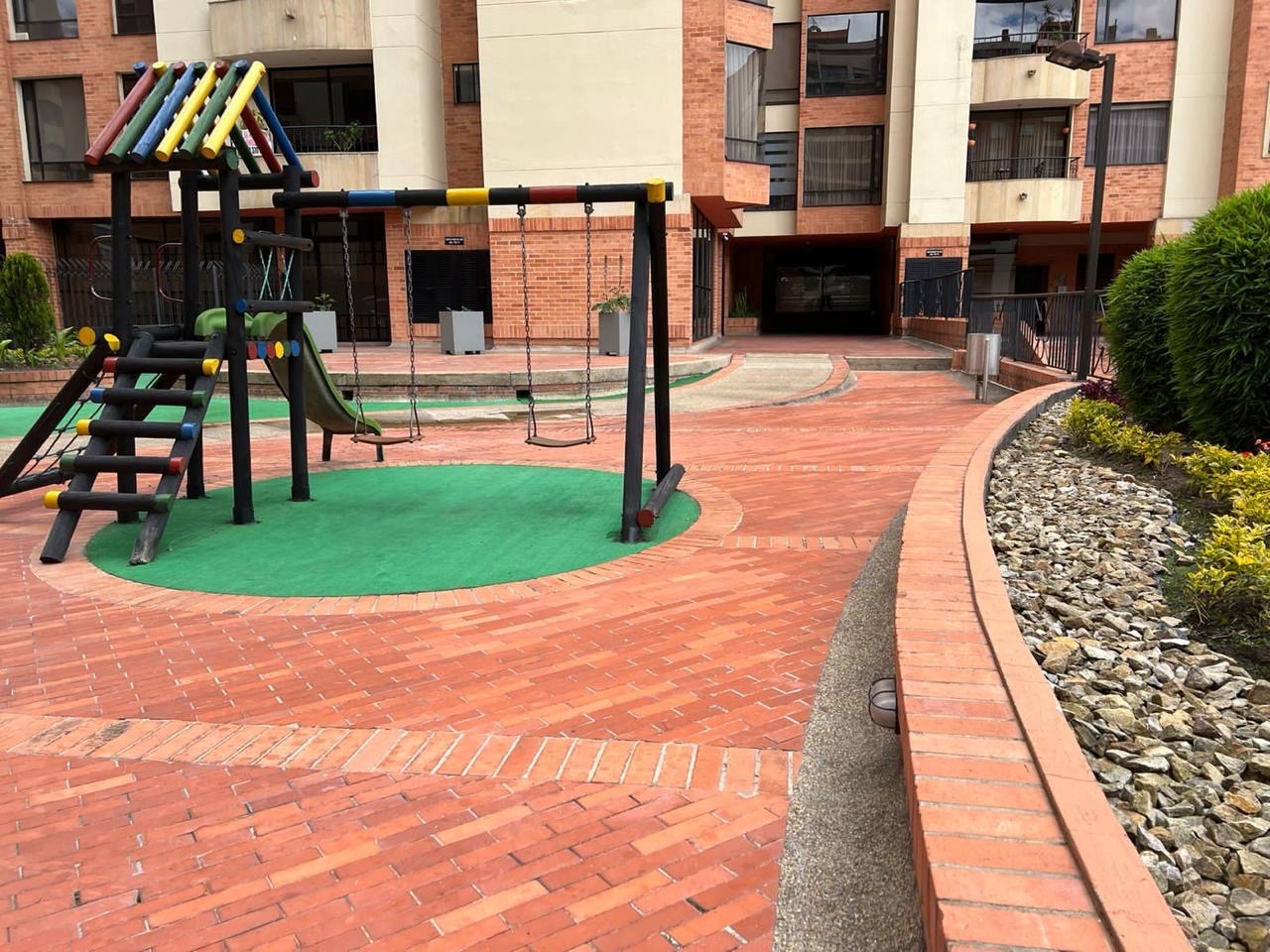 Apartamento en venta en Altos De Bella Suiza, Bogotá · foto 18 de 23