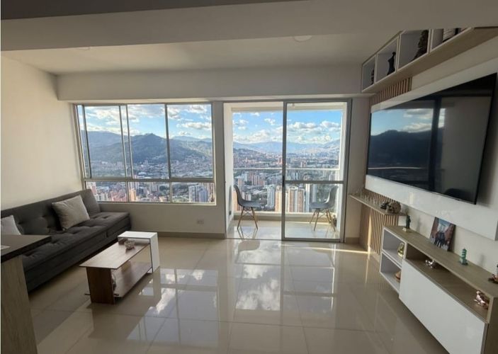 Apartamento de 3 alcobas en venta en Las Lomitas, Sabaneta, 59 m² · foto 2 de 10