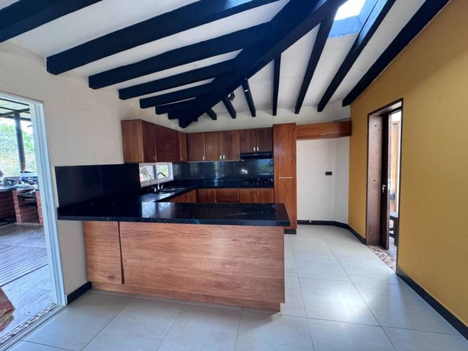Finca en arriendo en La Charanga, Guarne, 250 m² · foto 5 de 24