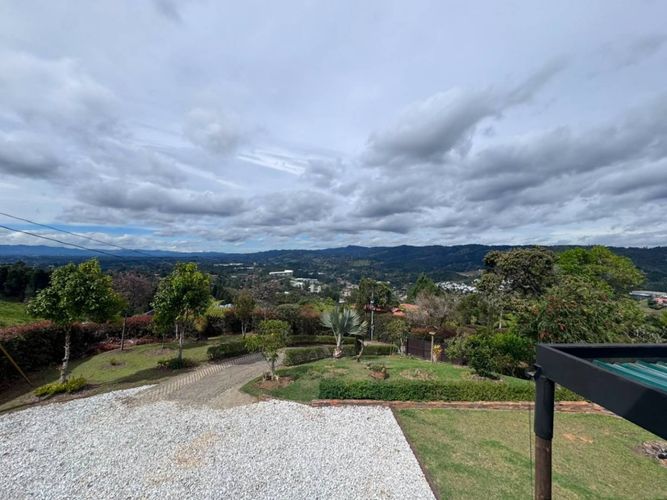 Finca en arriendo en La Charanga, Guarne, 250 m² · foto 22 de 24