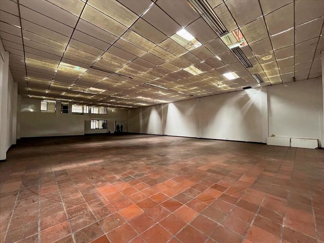 Bodega en arriendo en Laura Vicuña, Chía, 880 m² · foto 2 de 22