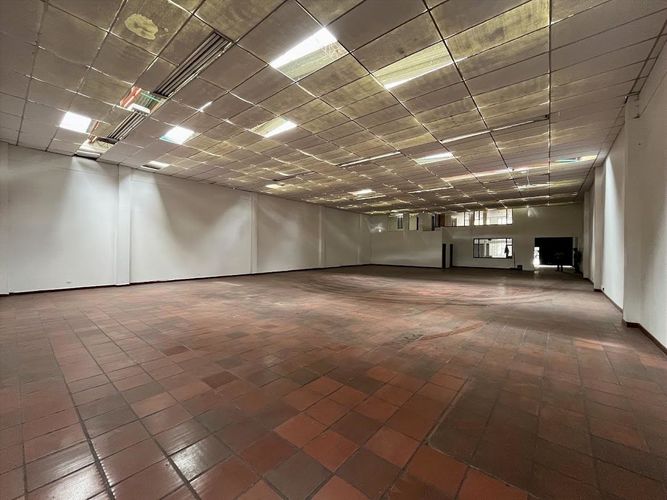 Bodega en arriendo en Laura Vicuña, Chía, 880 m² · foto 4 de 22