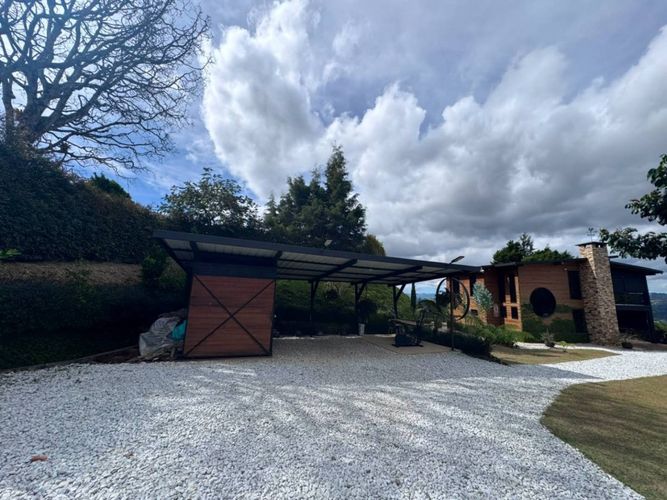 Finca en arriendo en La Charanga, Guarne, 160 m² · foto 4 de 24