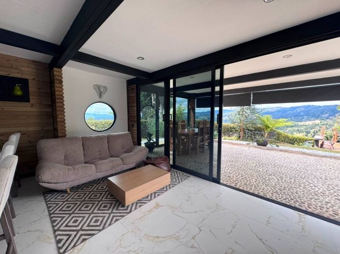 Finca en arriendo en La Charanga, Guarne, 160 m² · foto 10 de 24
