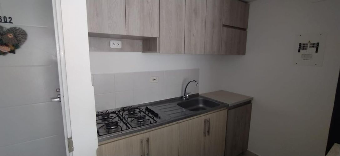 Apartamento de 2 alcobas en venta en Parque Natura, Jamundí, 55 m² · foto 2 de 24
