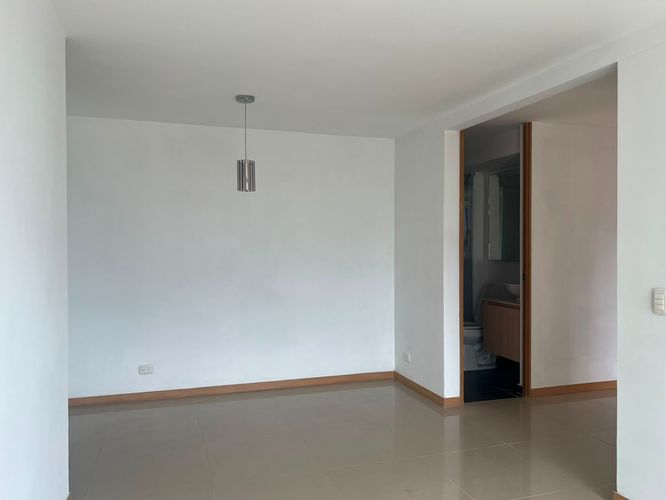 Apartamento de 3 alcobas en venta en Las Antillas, Envigado, 65 m² · foto 9 de 13