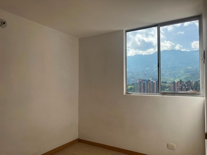 Apartamento de 3 alcobas en venta en Las Antillas, Envigado, 65 m² · foto 8 de 13