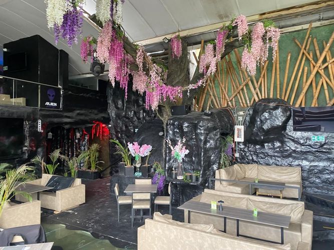 Local en arriendo en El Poblado, Medellín, 464 m² · foto 10 de 10