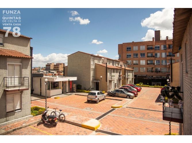 Casa de 3 alcobas en venta en Centro, Funza, 70 m² · foto 2 de 24