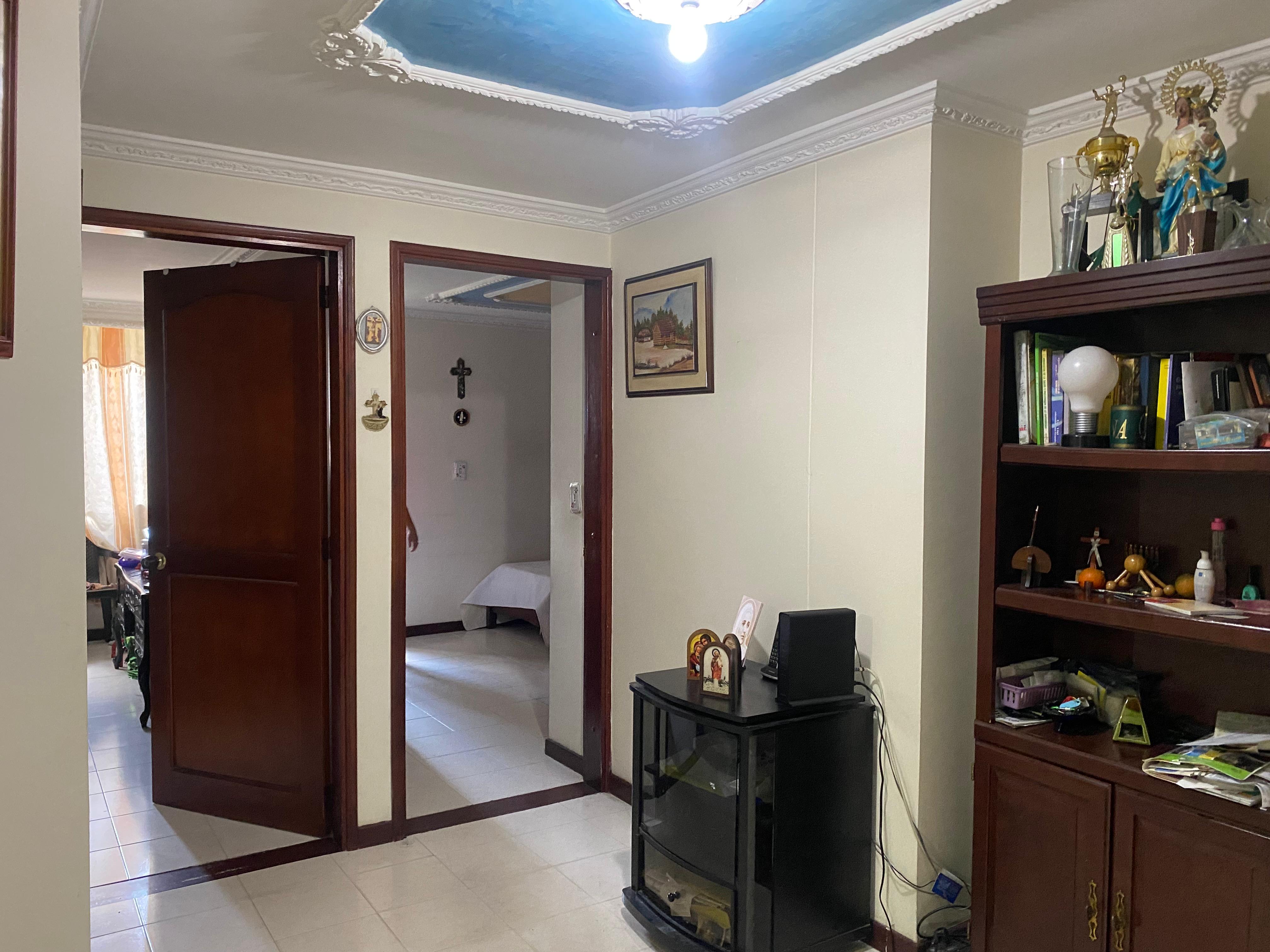 Apartamento en venta en Sector Plaza De Bolivar, Pereira · foto 5 de 9