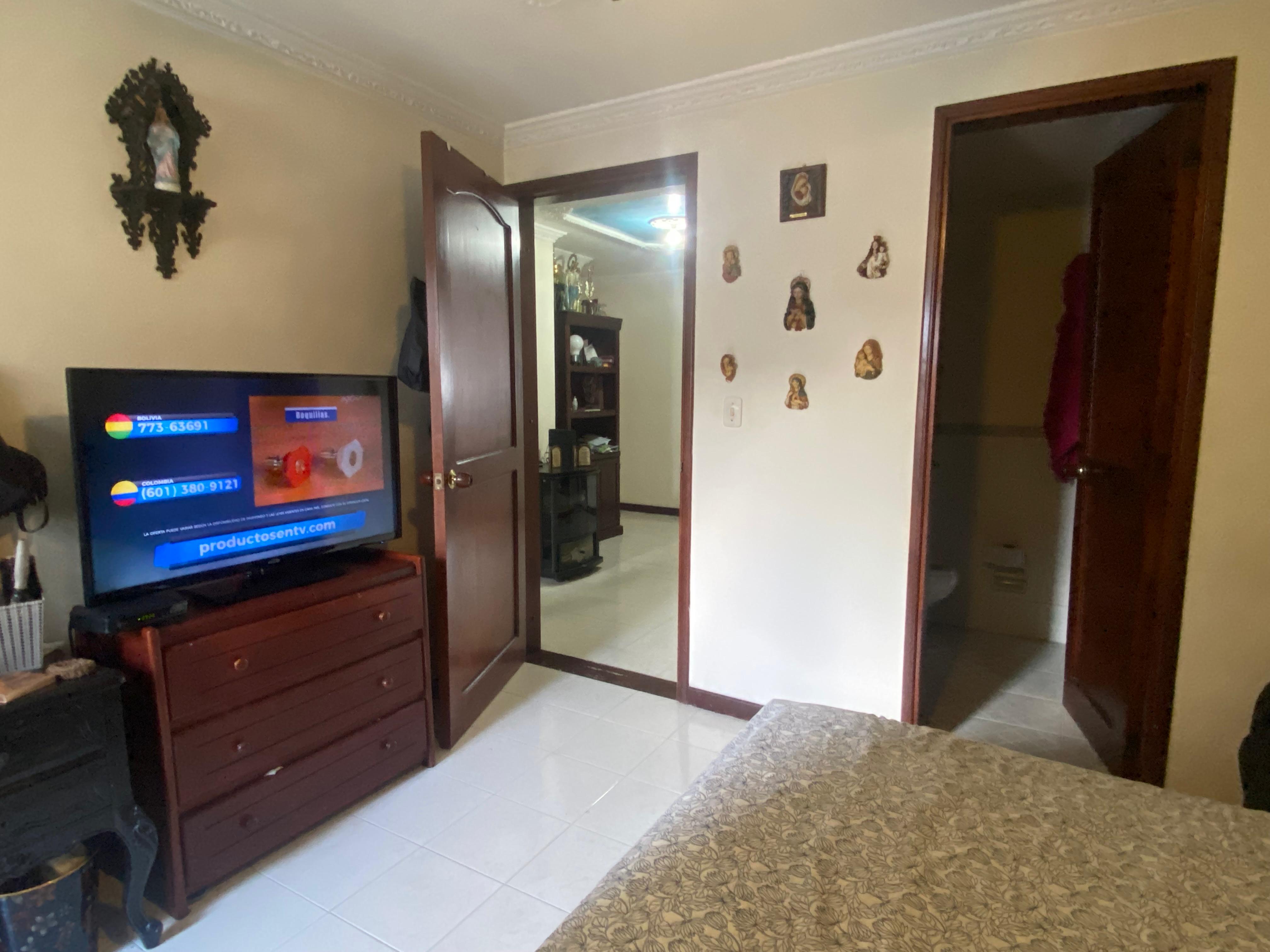 Apartamento en venta en Sector Plaza De Bolivar, Pereira · foto 7 de 9