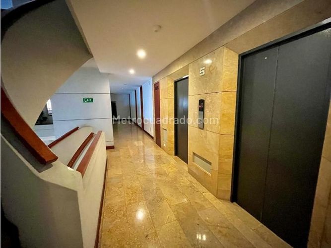 Apartamento de 3 alcobas en venta en Paramo, Bogotá, 257 m² · foto 8 de 18
