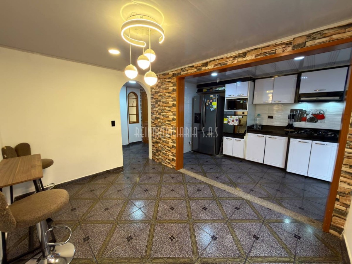 Casa en venta en San Eusebio, Bogotá · foto 3 de 24