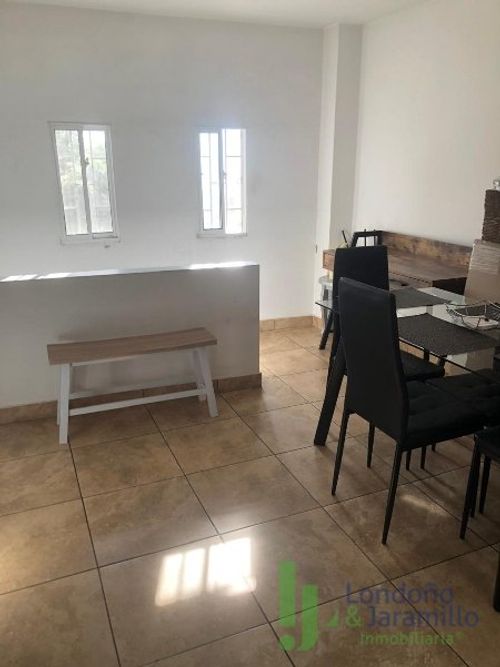 Casa de 4 alcobas en venta en Bello Horizonte, Medellín, 189 m² · foto 10 de 19
