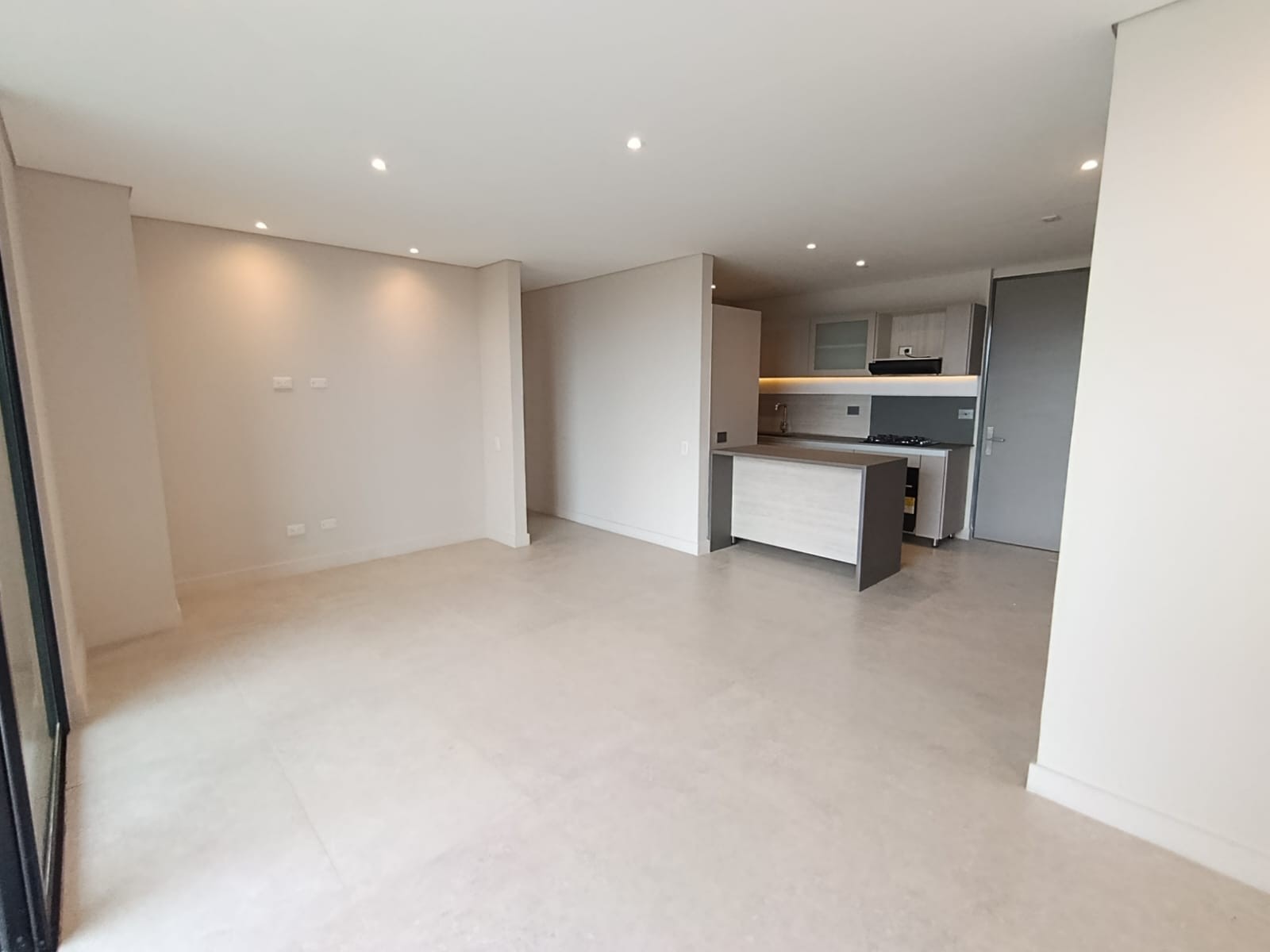 Apartamento en venta en Cerritos, Pereira · foto 2 de 15