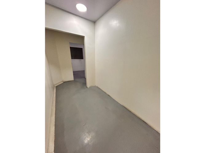 Bodega en arriendo en San Nicolas, Cali, 400 m² · foto 7 de 24