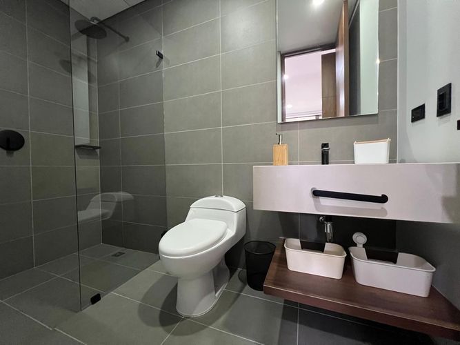 Apartamento de 2 alcobas en venta en El Poblado, Medellín, 100 m² · foto 11 de 14