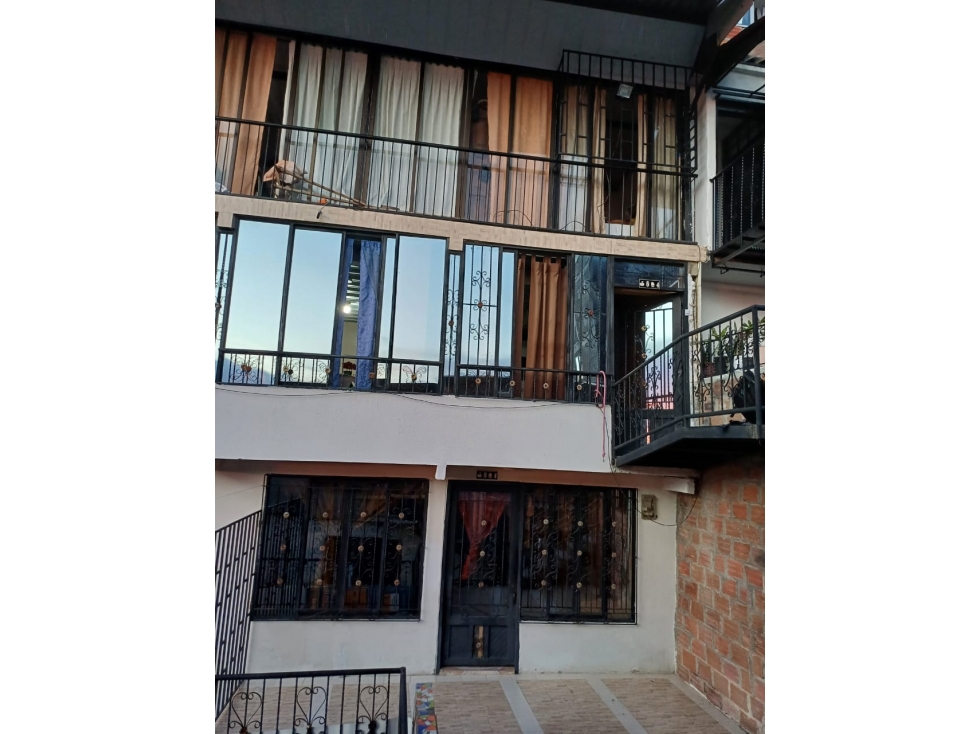 Casa en venta en San Jose, Pereira · foto 4 de 24
