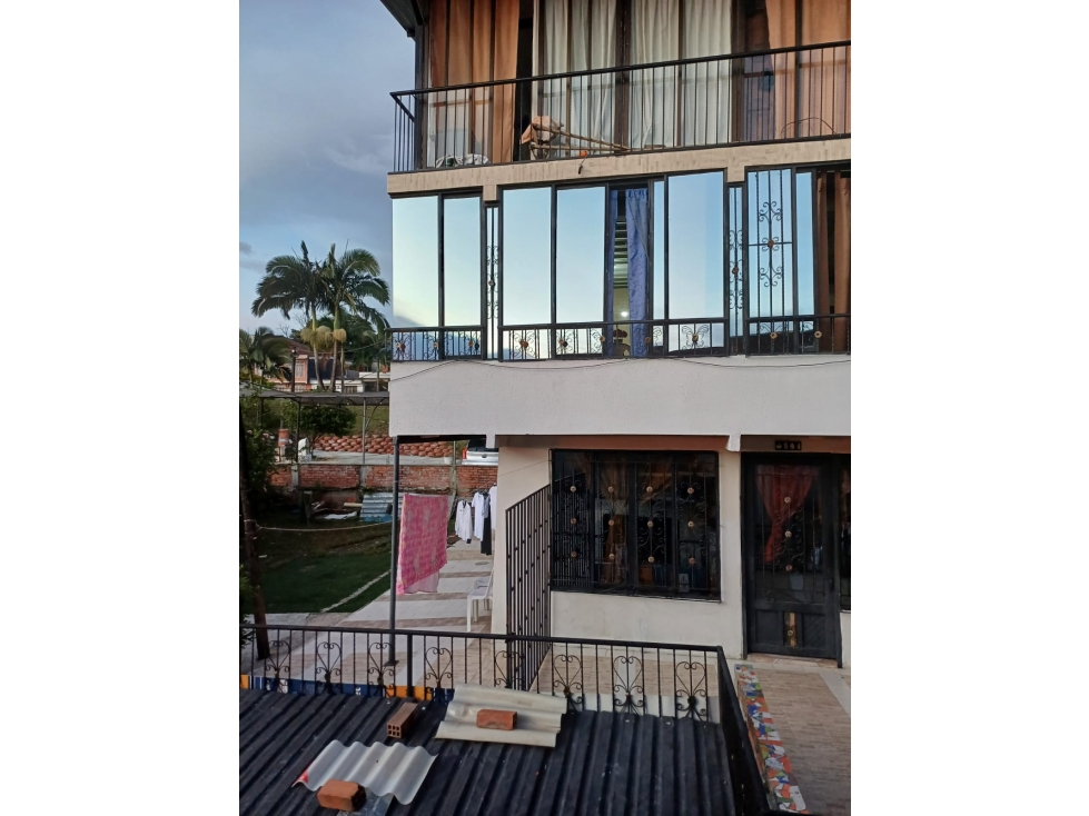 Casa en venta en San Jose, Pereira · foto 8 de 24