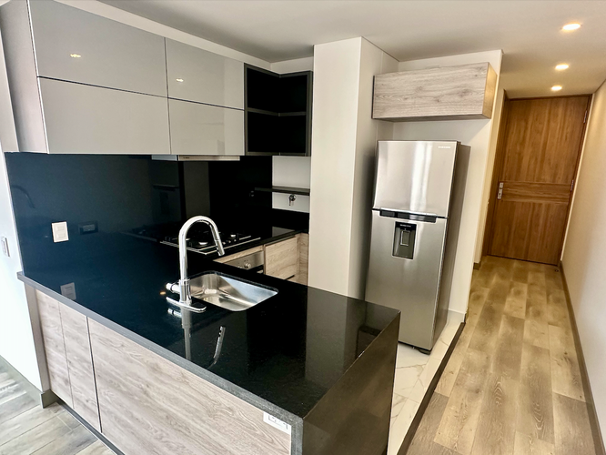 Apartamento en venta en Santa Barbara, Bogotá · foto 2 de 14