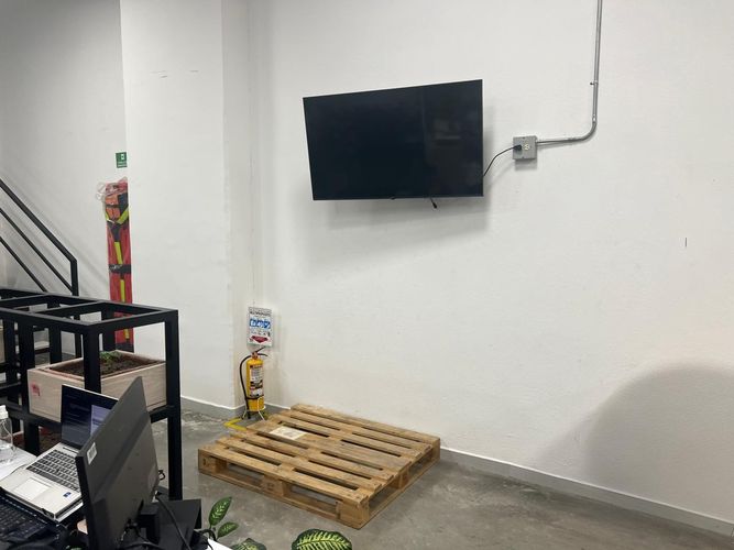 Local en venta en El Poblado, Medellín, 190 m² · foto 3 de 18