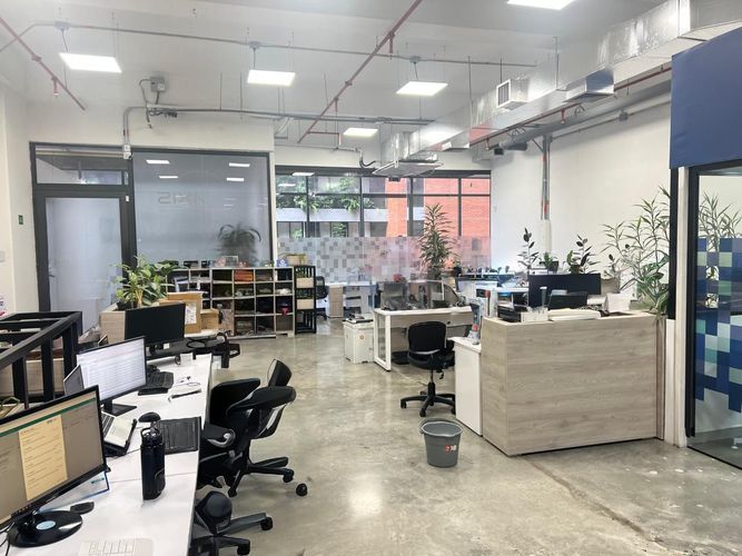 Local en venta en El Poblado, Medellín, 190 m² · foto 10 de 18