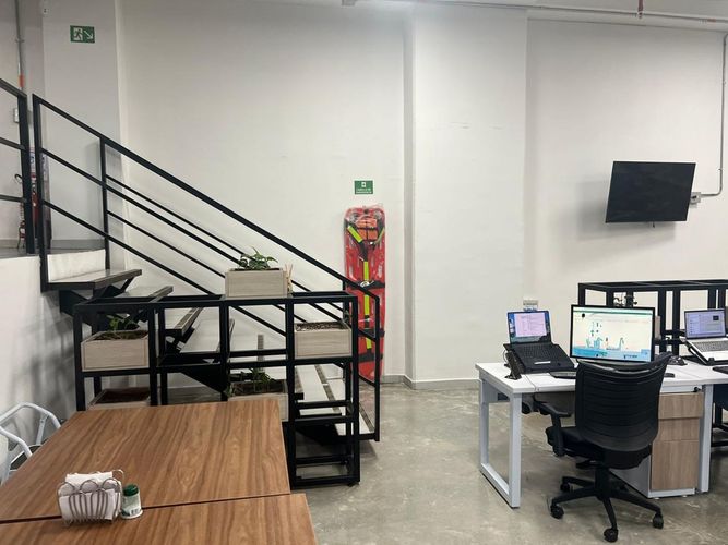 Local en venta en El Poblado, Medellín, 190 m² · foto 17 de 18