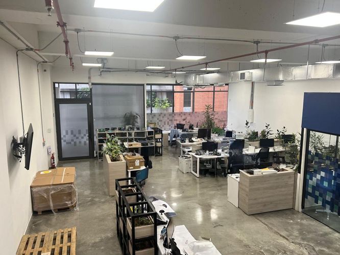Local en venta en El Poblado, Medellín, 190 m² · foto 4 de 18