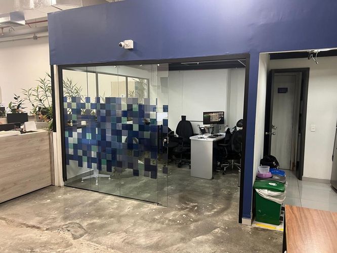 Local en venta en El Poblado, Medellín, 190 m² · foto 13 de 18