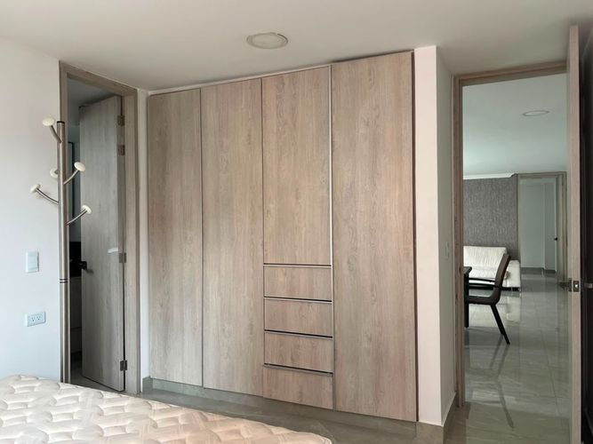 Apartamento de 3 alcobas en arriendo en El Poblado, Medellín, 160 m² · foto 15 de 18