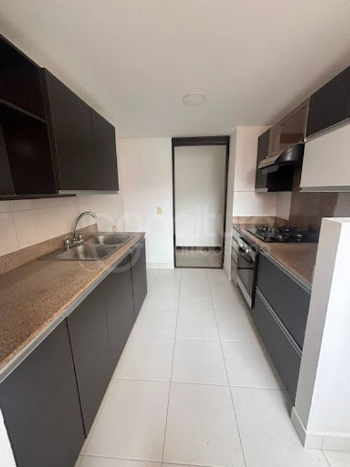 Apartamento de 2 alcobas en arriendo en Santa Maria De Los Angeles, Medellín, 80 m² · foto 2 de 16