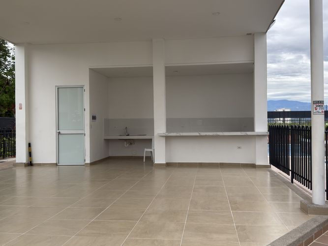 Casa de 3 alcobas en venta en Ub. Puertas Del Sol, Neiva, 118 m² · foto 2 de 20