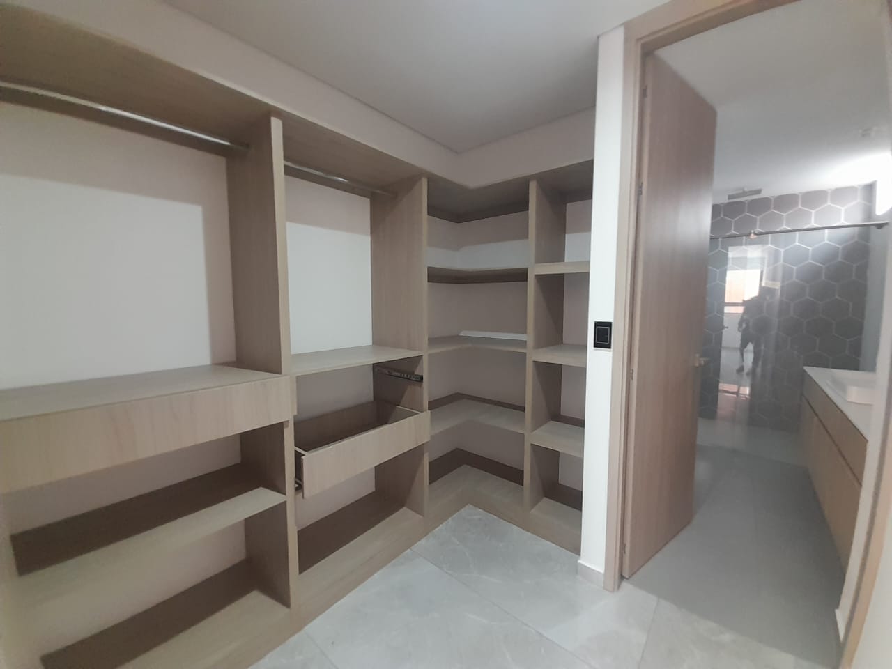 Apartamento en arriendo en Laureles, Medellín · foto 2 de 20