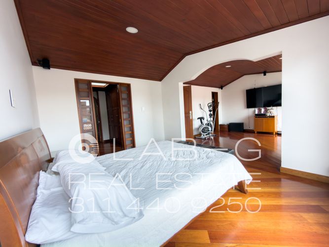 Casa de 3 alcobas en venta en Alhambra, Bogotá, 350 m² · foto 20 de 24