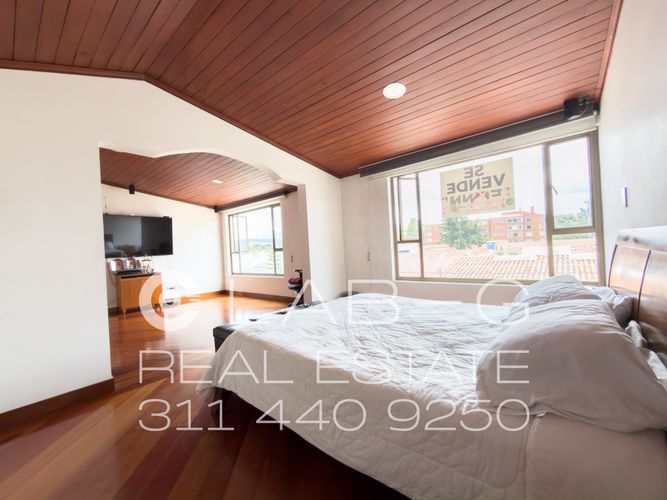 Casa de 3 alcobas en venta en Alhambra, Bogotá, 350 m² · foto 22 de 24