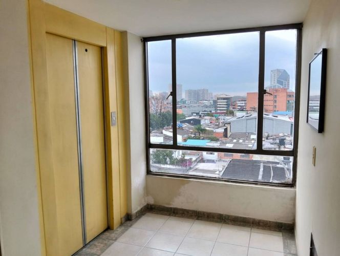 Apartaestudio en venta en San Luis, Bogotá, 42 m² · foto 4 de 21
