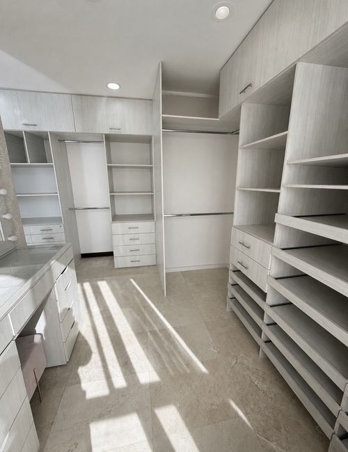 Apartamento de 3 alcobas en venta en Cristales, Cali, 200 m² · foto 6 de 13