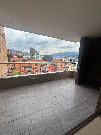 Apartamento en arriendo en La Florida, Medellín · foto 6 de 19