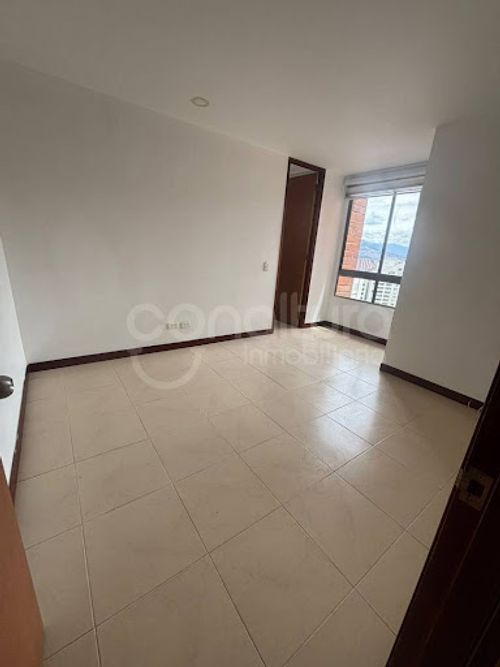 Apartamento en arriendo en La Florida, Medellín · foto 9 de 19